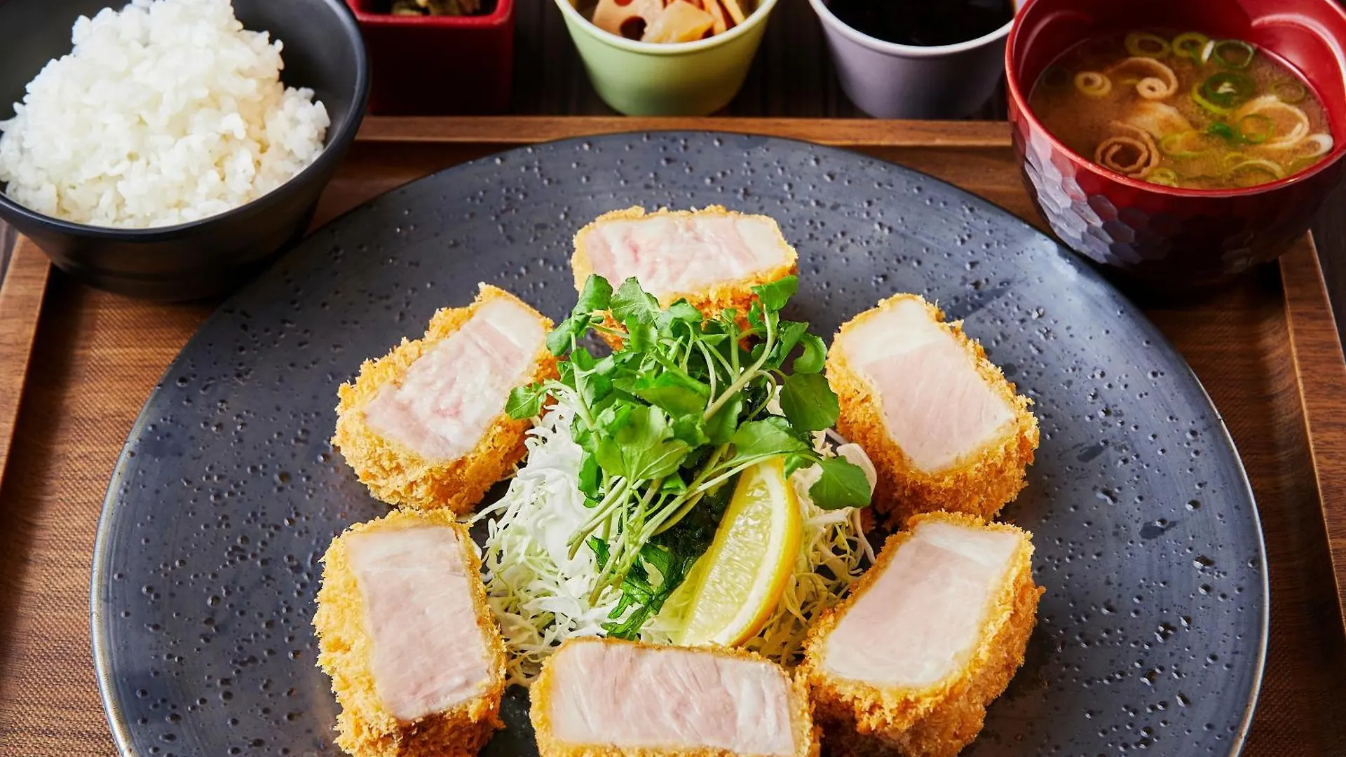 Apa Hotel & Resort Osaka Namba Ekimae Tower 3*,